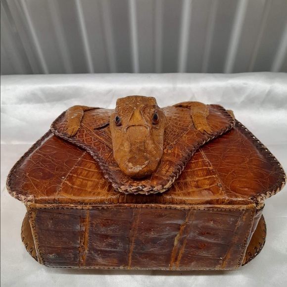 VINTAGE 70’S CROCODILE HAND MADE BAG - Picture 3 of 12